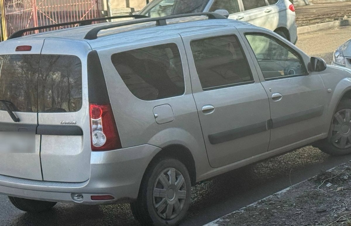 В Саратове владелец овощного магазина взял к себе на работу нелегала и едва не остался без машины